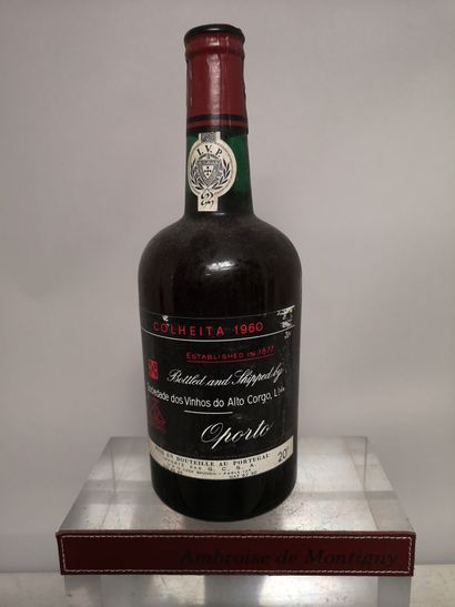 null 
1 bouteille PORTO ALTO CORGO Colheita 1960 Mis en bouteille en 1973 


Etiquette...
