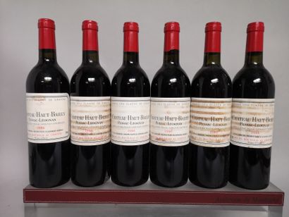 null 6 bouteilles Château HAUT-BAILLY - Gcc Pessac-Léognan 1986

Etiquettes tach...