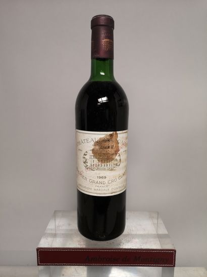 null 
1 bouteille Château MARGAUX - 1er Gcc Margaux 1969
Etiquette tachée. Niveau...