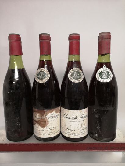 null 
4 bouteilles CHAMBOLLE MUSIGNY - Louis LATOUR 1979
Etiquettes tachées. 2 étiquettes...
