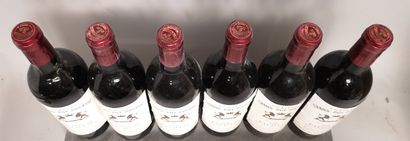 null 6 bouteilles Château GRAND PUY DUCASSE - 5é Gcc Pauillac 1986

Etiquettes légèrement...