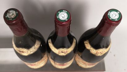 null 
3 bouteilles NUITS St. GEORGES - Bernard GRAS Nég. 2002
Etiquettes tachées...