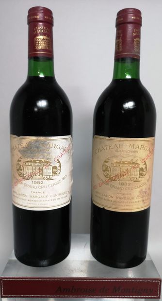 null 
2 bouteilles Château MARGAUX - 1er Gcc Margaux 1982
Etiquettes tachées et légèrement...