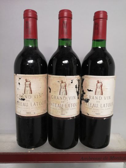 null 
3 bouteilles Château LATOUR - 1er Gcc Pauillac 1983
Etiquettes légèrement tachées...
