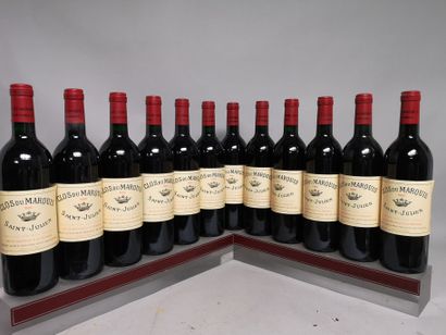 null 
12 bouteilles CLOS DU MARQUIS - Saint Julien En caisse bois. 1985

Caisse ...