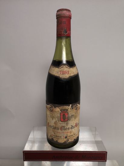 null 
1 bouteille CORTON ""Clos du Roi"" - Lionel J. BRUCK Nég. 1963
Etiquette légèrement...