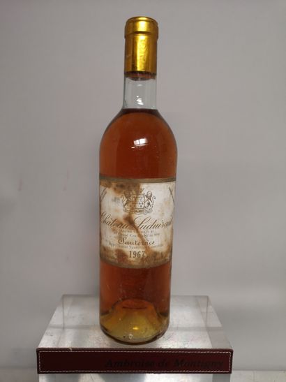 null 
1 bouteille Château SUDUIRAUT - Sauternes 1er Gcc 1967
Etiquette tachée. Légèrement...
