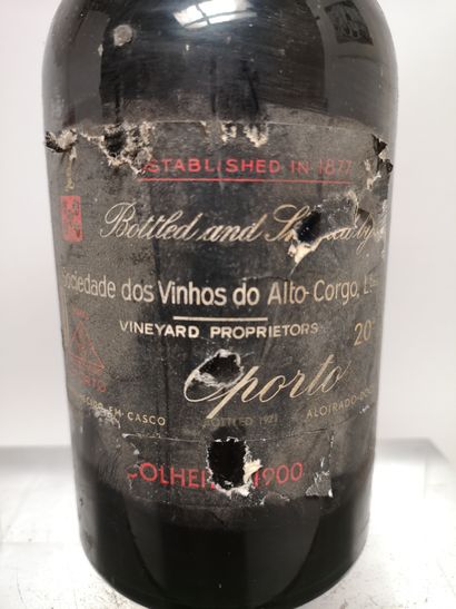 null 
1 flacon 70 Cl PORTO ALTO CORGO Colheita 1900 Mis en bouteille en 1971 


Étiquète...