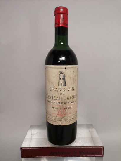 null 
1 bouteille Château LATOUR - 1er Gcc Pauillac 1956
Etiquette légèrement tachée...
