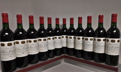 null 12 bouteilles CLOS FOURTET - 1er Gcc Saint Emilion En caisse bois 1986

Etiquettes...
