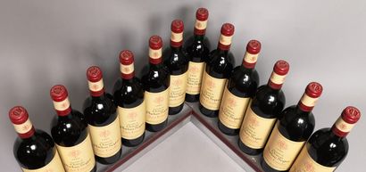 null 12 bouteilles Château PHELAN SEGUR - Saint Estèphe En caisse bois 1989

9 légèrement...