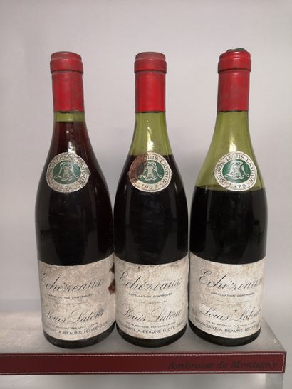 null 
3 bouteilles ECHEZEAUX - Louis LATOUR 1979
Etiquettes tachées. Un niveau à...