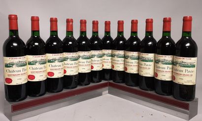 null 
12 bouteilles Château PAVIE - 1er Gcc Saint Emilion En caisse bois. 1990
1...