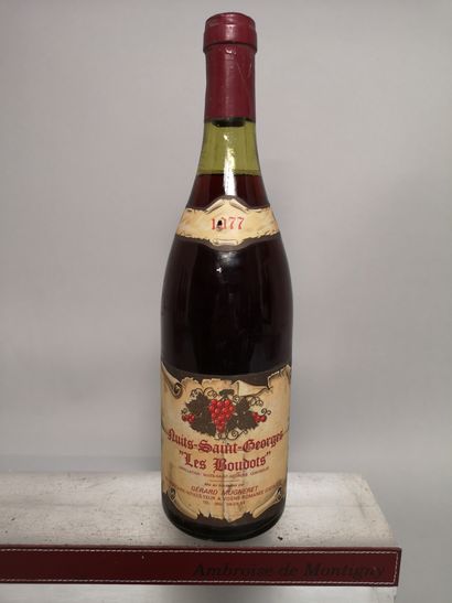 null 
1 bouteille NUITS SAINT GEORGES "" Les Boudots"" - Gérard MUGNERET 1977
Etiquette...