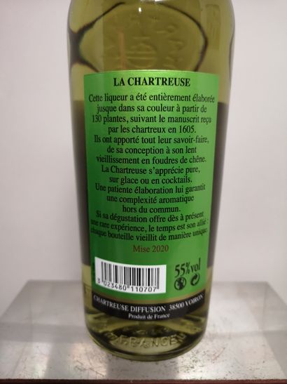 null 
1 bouteille CHARTREUSE VERTE- Mise 2020 
