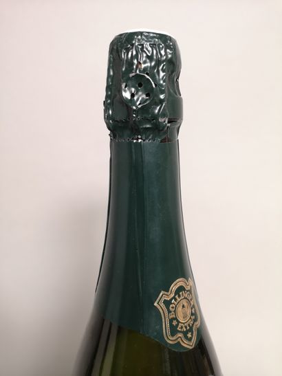 null 
1 bouteille CHAMPAGNE BOLLINGER ""R.D."" 1979
Dégorgée le 4 septembre 1989....