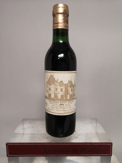 null 
1 demie-bouteille Château HAUT BRION - 1er Gcc Pessac-Leognan 1990
Etiquette...