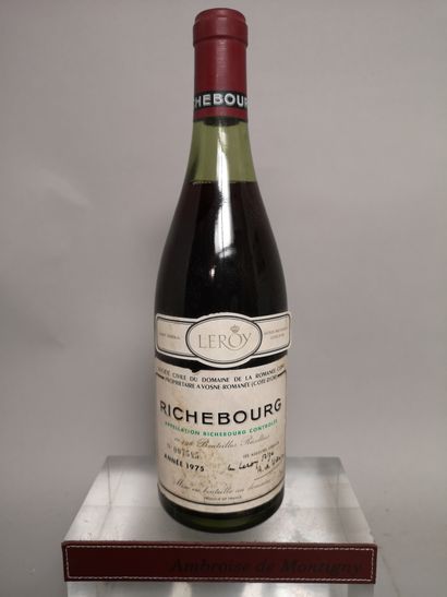 null 
1 bouteille RICHEBOURG Grand cru - Domaine de la Romanée Conti 1975
Etiquette...