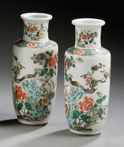 CHINE Pair of small porcelain vases decorated in green family enamels with birds...