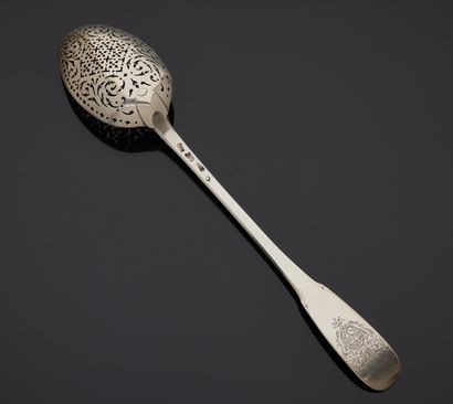 null Cuillère à olives en argent, modèle uniplat, intéressante spatule bordée d'un...