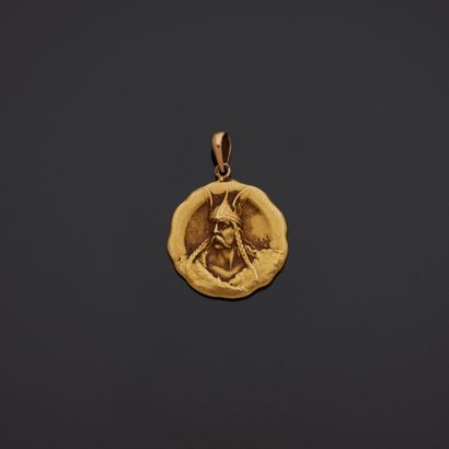 null Médaille en or jaune 18K (750) gravée d'un coq sur une face et de l'autre un...
