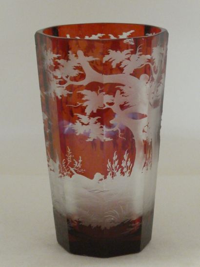 null BOHEME

Important goblet glass in red crystal with engraved hunting decoration....
