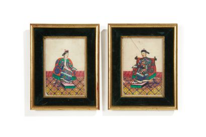 CHINE Pair of paintings on rice paper. Decorated in polychrome with a couple of mandarins...