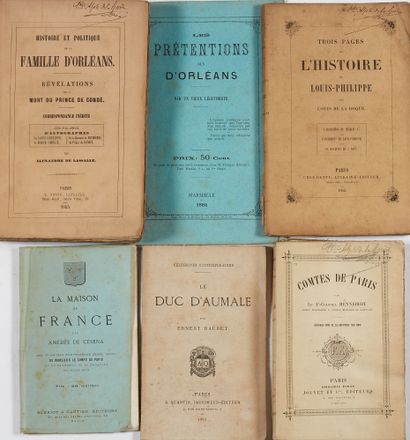 null [MONARCHIE - Famille d'Orléans] 1 lot de 6 livres brochés.
- LA ROQUE, Louis...