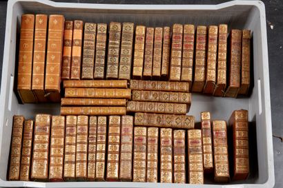 VARIA Manette d'environ 45 volumes reliés sujets divers. En majorité XVIIIème si...