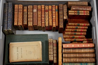 null RELIGION
Manette d'environ 38 volumes reliés ou brochés. XVIIIème - XIXème ...