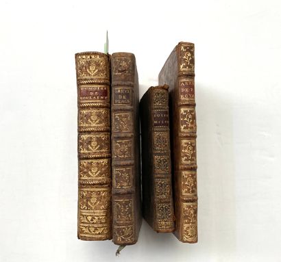 null Ensemble de 4 volumes.
- DE BOULAINVILLIERS. Mémoires Présentés à Monseigneur...