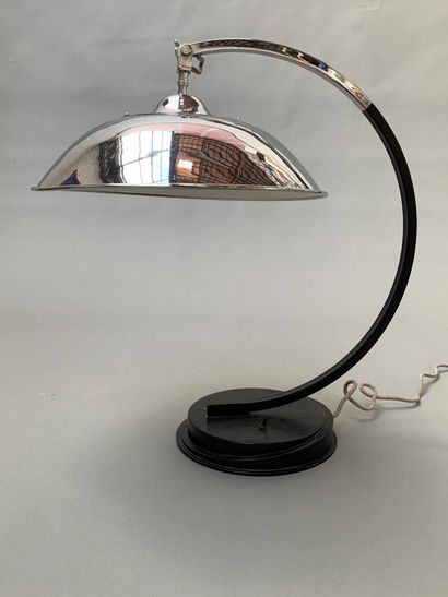 null Travail moderne dans le goût de Mariano FORTUNY (1871-1949)

Lampe orientable...
