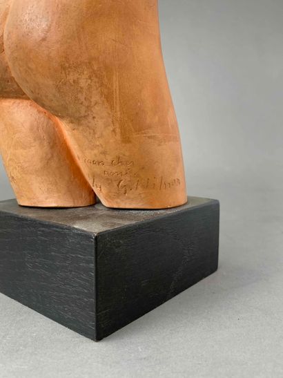 null Gunnar NILSSON (1904-1995)

Sculpture en terre cuite figurant une femme nue

Signé...