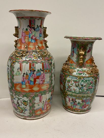 null Deux vases en canton


H.:36 cm et 45 cm
