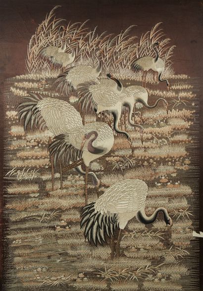 CHINE Important embroidery on silk showing cranes in a lake landscape. Around 1900...