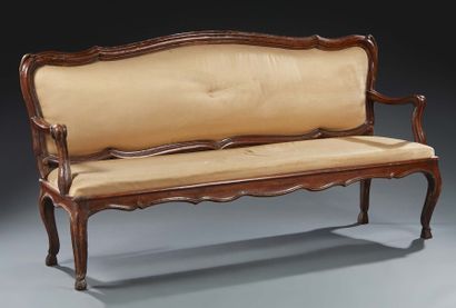null LARGE CHESTWORK SOFA in moulded and carved walnut; arm brackets and sinuous...