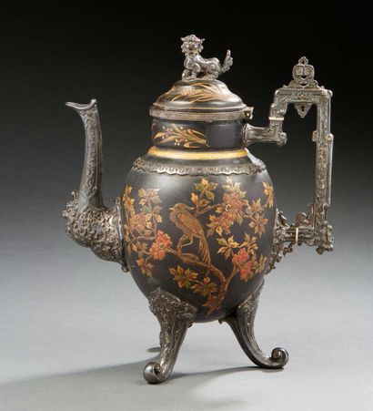 Maison CHRISTOFLE, attribué à Rare coffee pot in lacquered and gilded metal with...