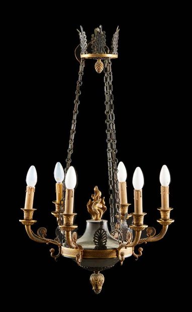 null SUSPENSION in chased bronze, patinated or gilded; the crown with palmettes holding...