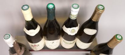 null 6 bouteilles CHABLIS Années 90' dont : La CHABLISIENNE, La MEULIERE, VOCORET...