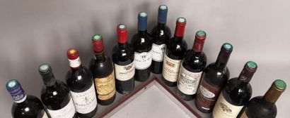null 12 bouteilles BORDEAUX des Années 2000 

A VENDRE EN L'ETAT