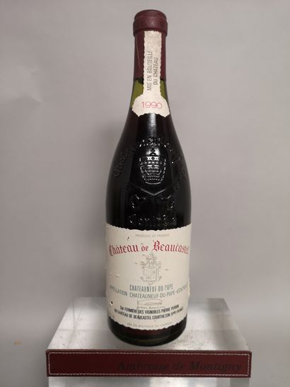 null 1 bouteille CHATEAUNEUF du PAPE - Château de BEAUCASTEL 1990 

Etiquette légèrement...