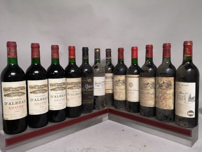 null 12 bouteilles BORDEAUX DIVERS Millésimes 1995 a 1998 

A VENDRE EN L'ETAT