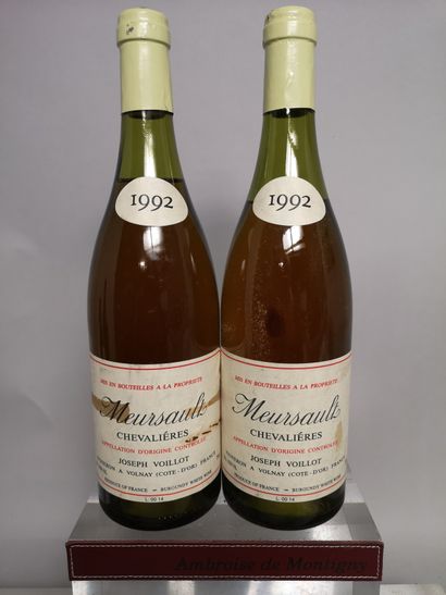 null 2 bouteilles MEURSAULT "Chevaliéres" - Joseph VOILLOT 1992 

Etiquettes tachées....
