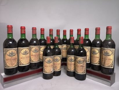 null 16 bouteilles Château LES GENETS - Côtes de Bourg 1978 

A VENDRE EN L'ETAT