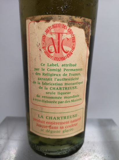 null 
1 bouteille CHARTREUSE VERTE Période 1966 - 1982 




Etiquette abîmée.
