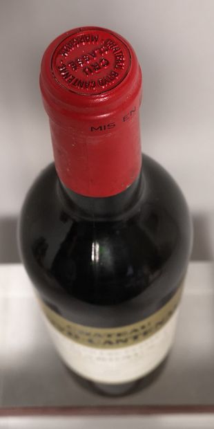 null 1 bouteille Château BOYD CANTENAC - 3e GCC Margaux 1997 

Etiquette légèrement...