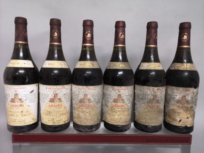 null 6 bottles red ARBOIS Domaine de la Croix d'Argis - Henri Maire 1995

Stained...