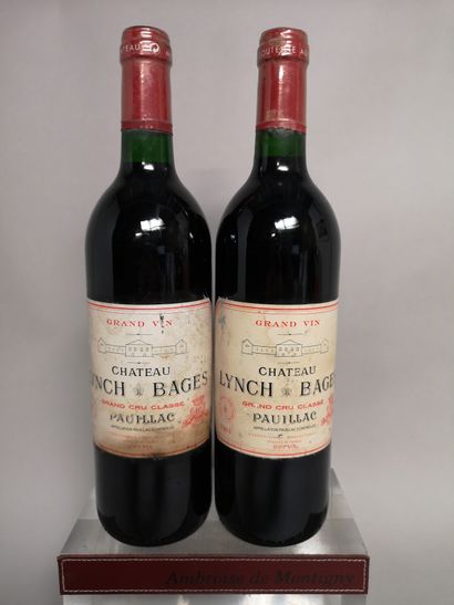 null 2 bouteilles Château LYNCH BAGES - 5e GCC Pauillac 1993 

Etiquettes tachées...