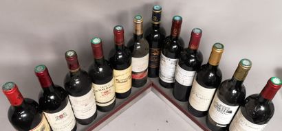 null 12 bouteilles BORDEAUX DIVERS Millésimes 2000 a 2009 

A VENDRE EN L'ETAT
