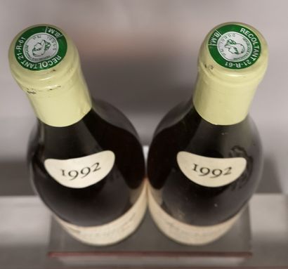 null 2 bouteilles MEURSAULT "Chevaliéres" - Joseph VOILLOT 1992 

Etiquettes tachées....